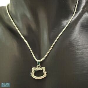 Hello Kitty Crystal Pendant Necklace Silver Tone Adjustable‎ Chain Cute Gift